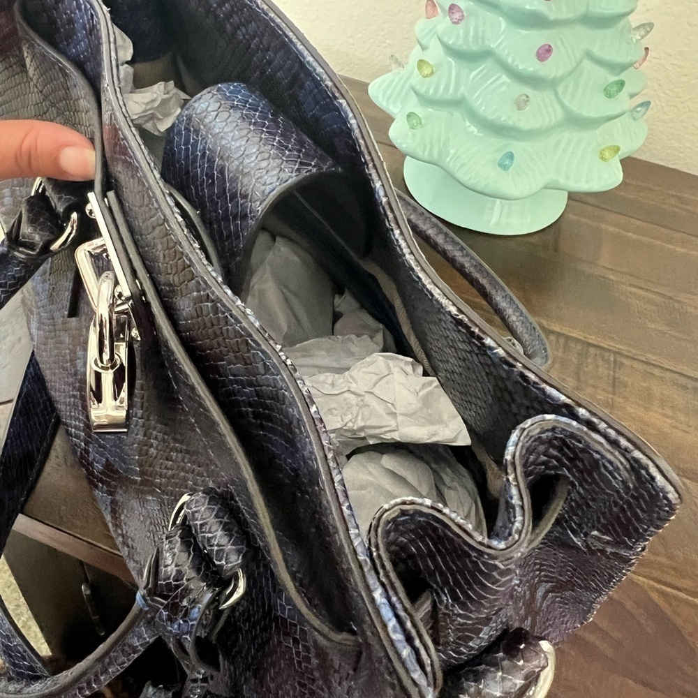 Michael Kors Hamilton Blue Python Snake Soft Leather - Picture 8 of 12